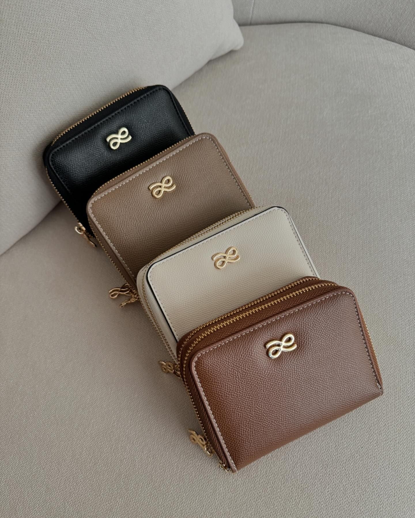 HOLB - Wallets