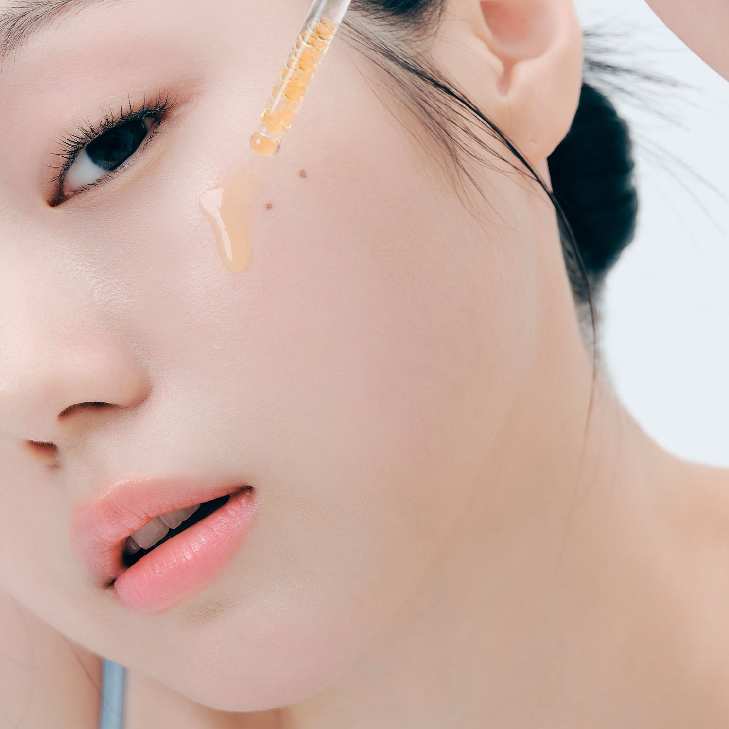 Standard Seoul Brightening Bouncy Boost Serum 30ml