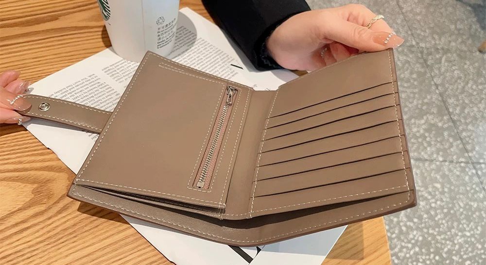 CHNB Saffiano Passport Holder - Khaki