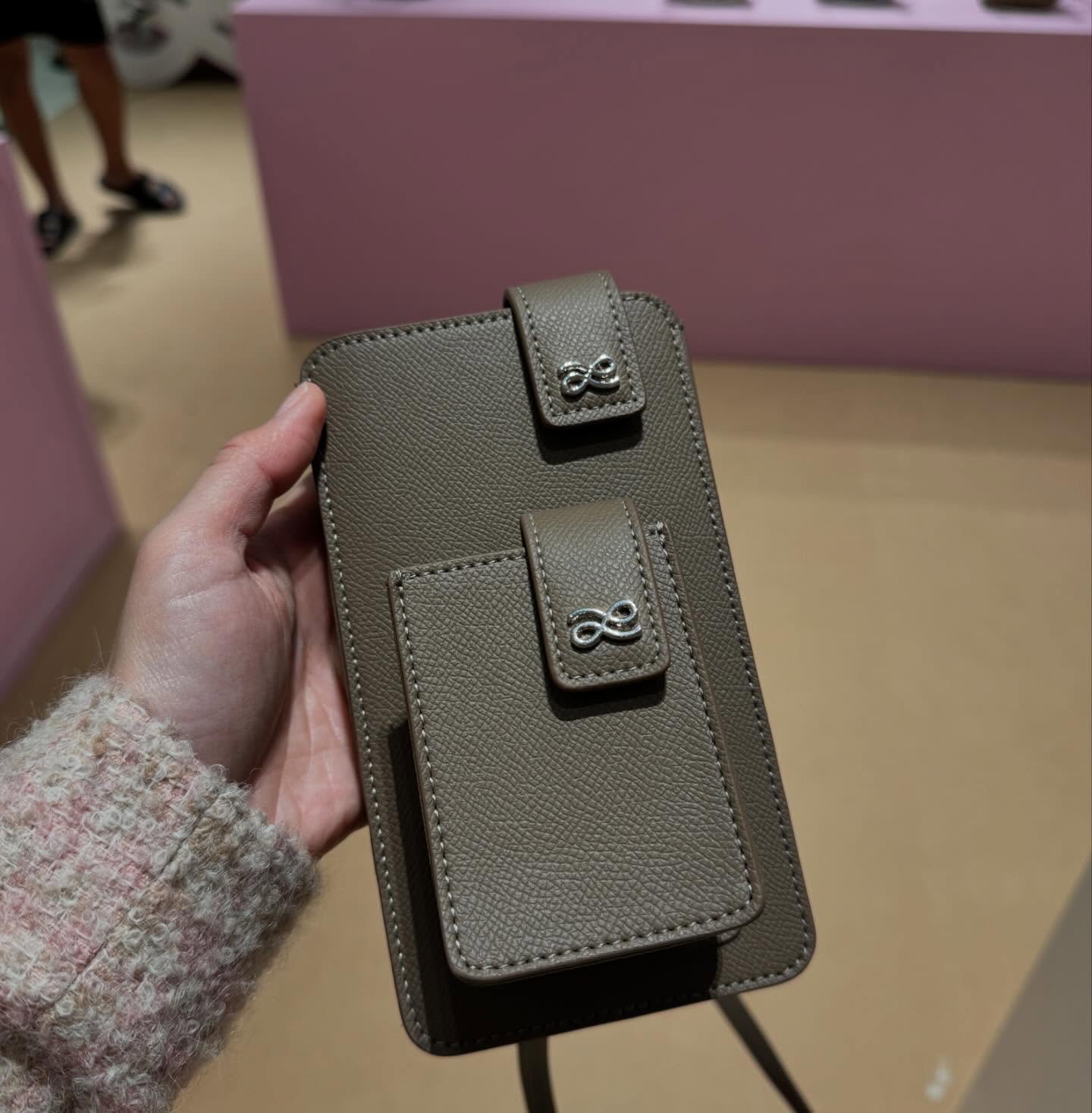 HOLB - New Phone Case + Airpods Pocket - Tan Taupe (New)